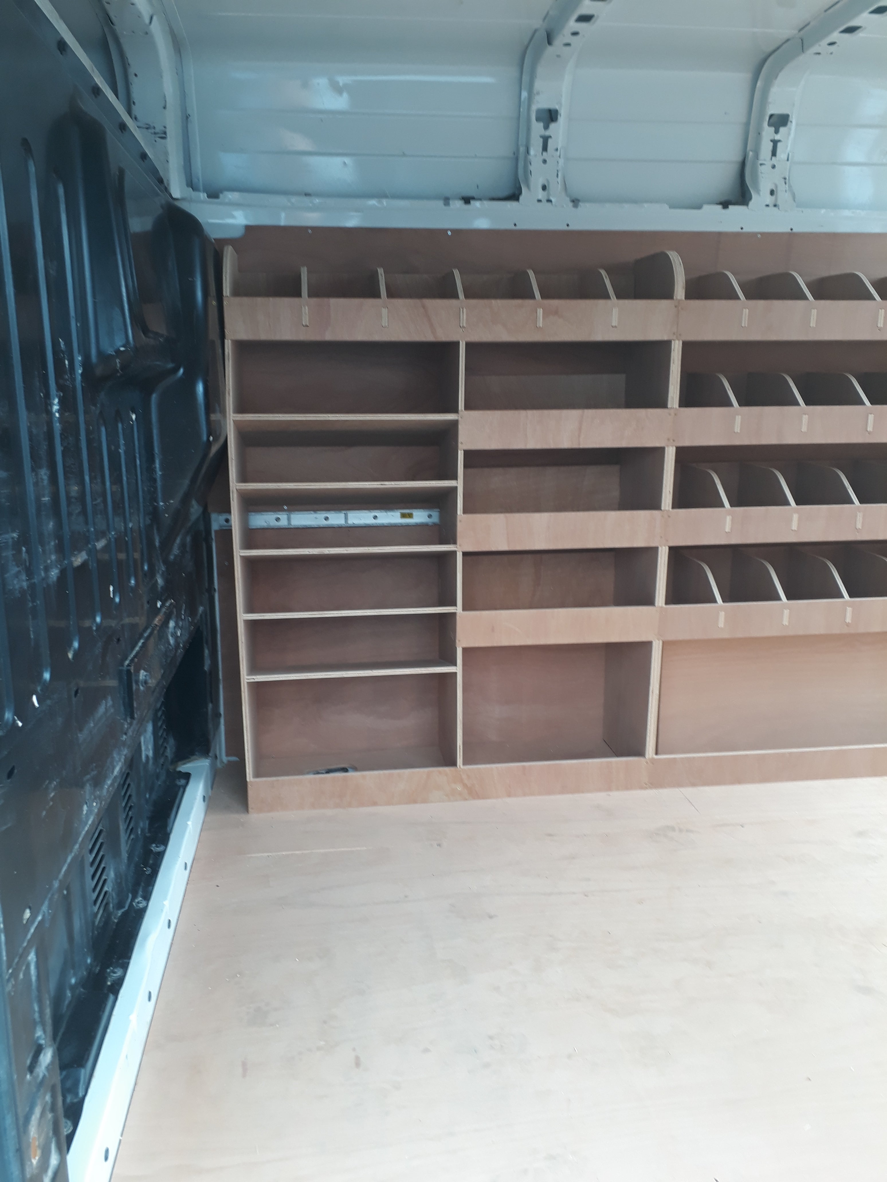 Ford Transit Mk7 Full Van Racking1