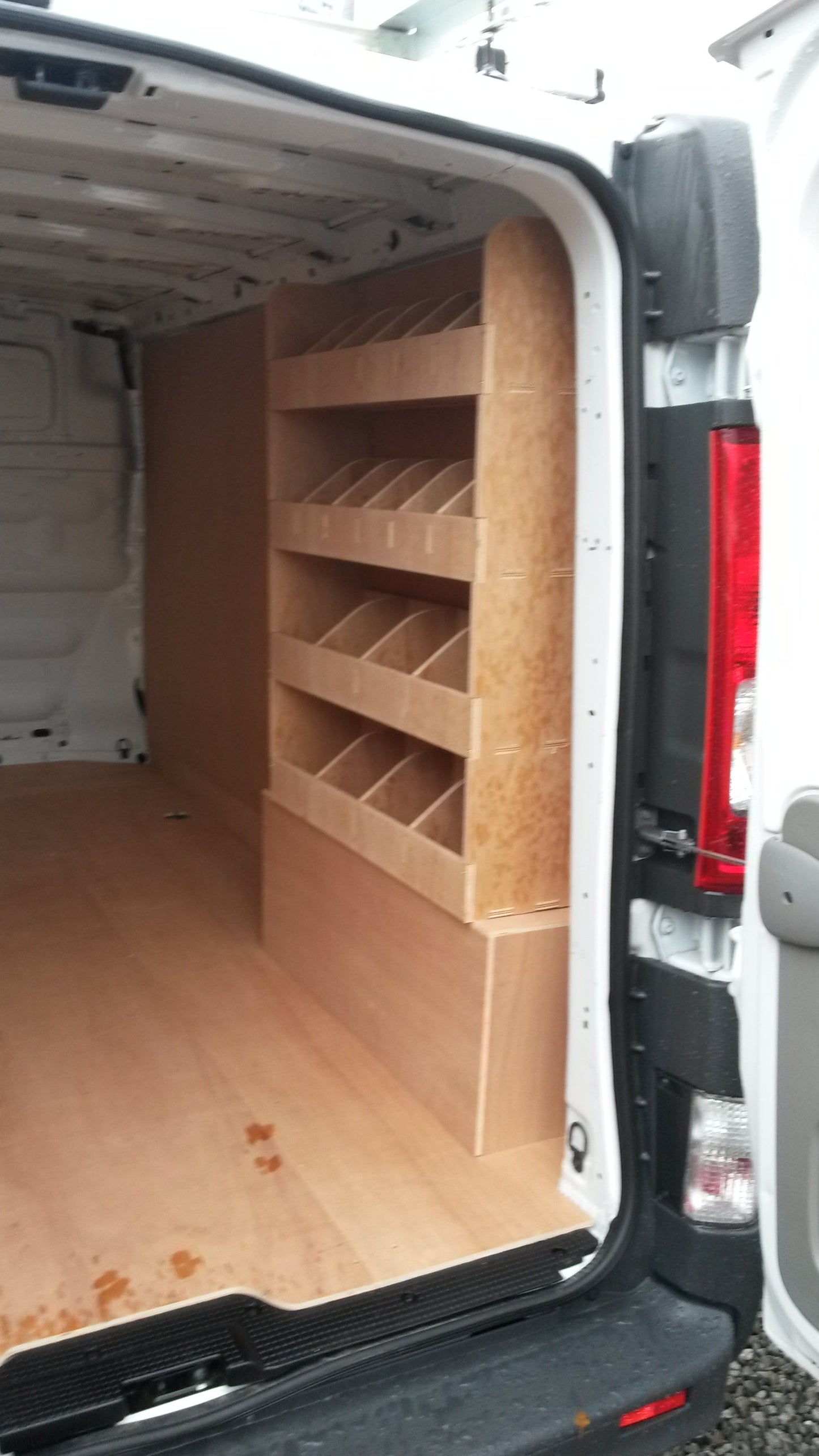 Vivaro wheel arch unit pre 2019 - Darracott Designs